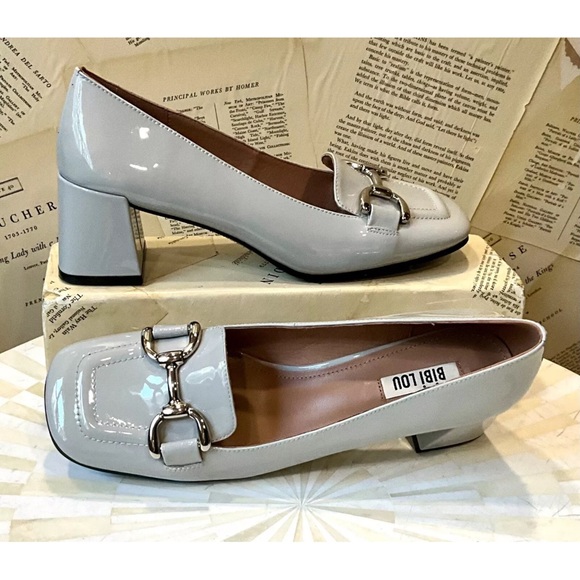 Anthropologie Bibi Lou Valencia Heel Loafer Light Gray Patent Leather - Picture 7 of 11